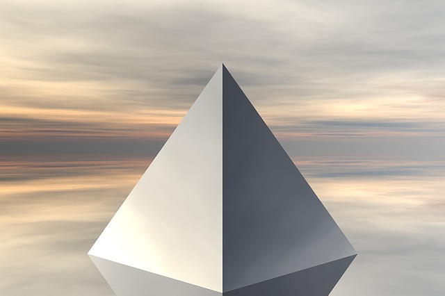 Ponzi Pyramid scheme Pyamid